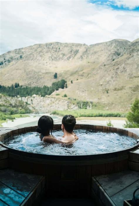Hot Tub Vs Jacuzzi Difference And Comparison