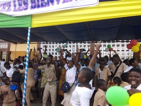 Le lycée Nanégbé clôturé et doté d un nouveau bâtiment est le théâtre