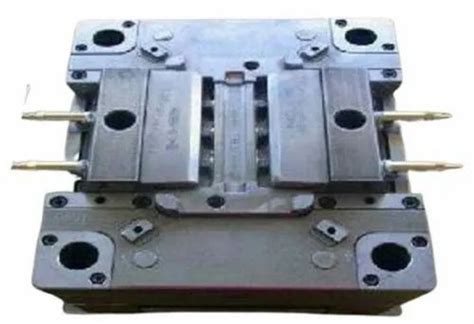 P Hot Runner Industrial Injection Mold At Rs In Ahmedabad ID