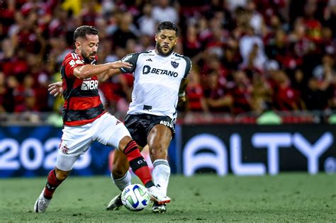 ATENÇÃO FLAMENGO DEIXA ULTIMATO E PREPARA PROPOSTA DE RENOVAÇÃO PARA