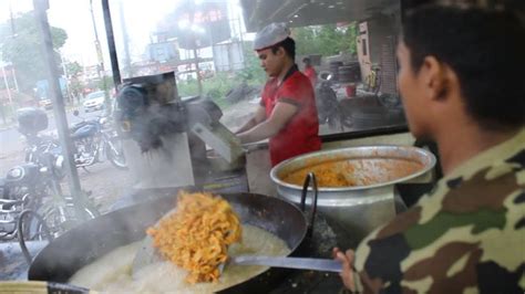 Street Food In Kerala Hot Chips Preparation In Kerala Near Munnar Delicious Kerala Hot Chips