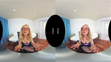 VRHUSH Sex lessons and JOI with mature Nina Hartley Vidéos Porno Gratuites YouPorn Français