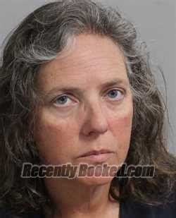 Recent Booking Mugshot For NICOLE SAUNDERS In Polk County Florida