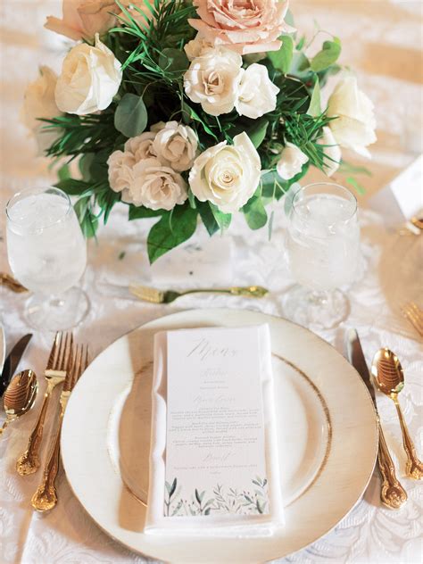 Napkin Folds Wedding Planning Tips Michigan Florist
