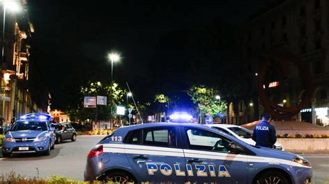 Rapina E Spaccio A Novara Tre Persone Arrestate Dalla Polizia La Stampa