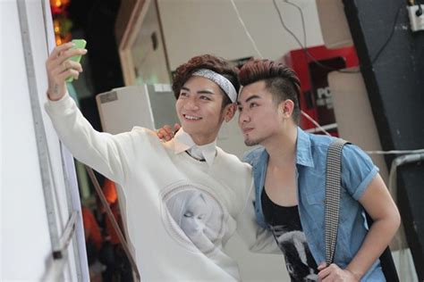 Ba C P I Ng T Nh Nam C C Hot Trong Gi I Tr Vi T Hi N Nay