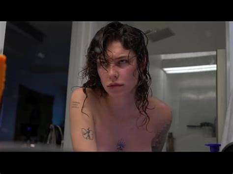 masturbación en el baño XVIDEOS