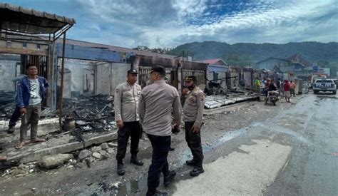 Bnpb 962 Rumah Rusak Akibat Gempa Tapanuli Utara Suara Surabaya