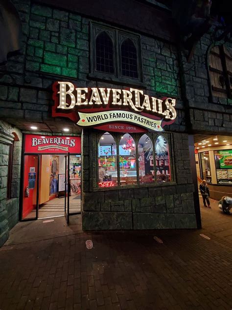 Beavertails Niagara Falls Ontario Bakery Happycow