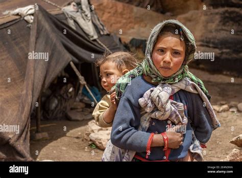 Enfants Nomade Afric Maroc Banque De Photographies Et Dimages Haute