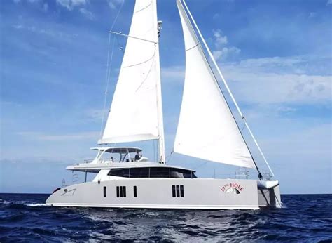 Luxury Catamaran Charter Amalfi Coast | Special Offer on Boatcrowd