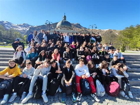 Studenti Del Liceo Peano Di Tortona In Visita Ad Oropa Corriereal