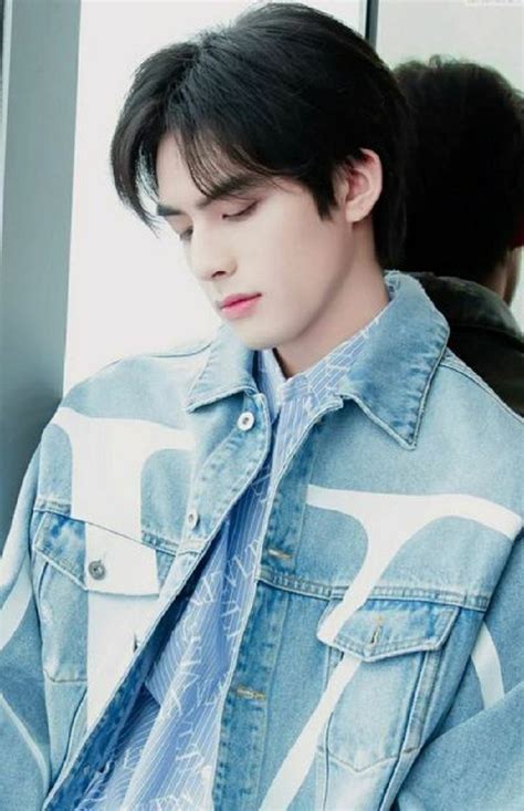 Nh Trai P Nh T Trung Qu C Ang Hot Nh T