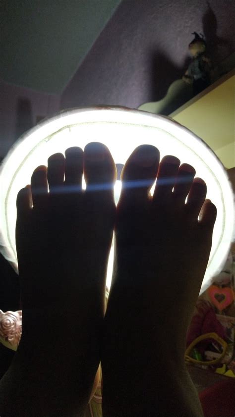 Idk.feet (@feet_idk) | Twitter
