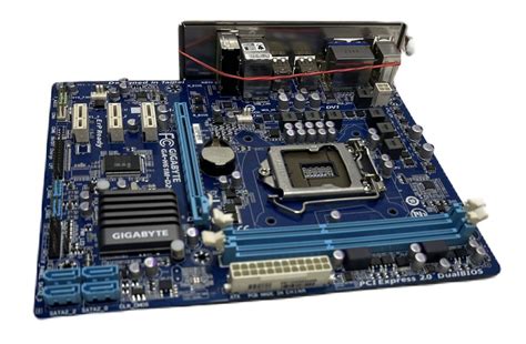 Материнская плата GIGABYTE GA-H61M-D2-B3 (rev. 1.0) Socket 1155