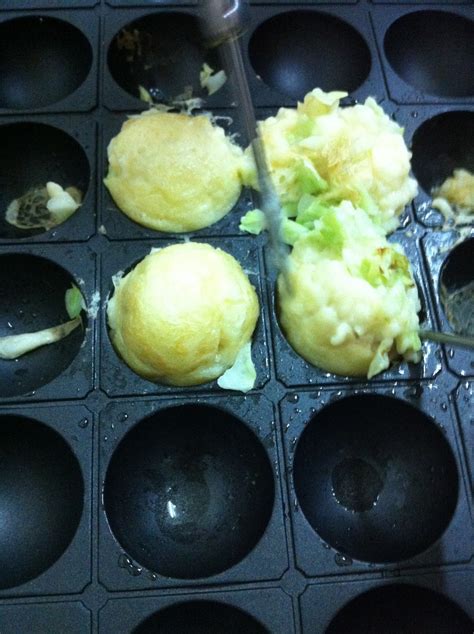 Jin's Kitchen: How to Make Takoyaki