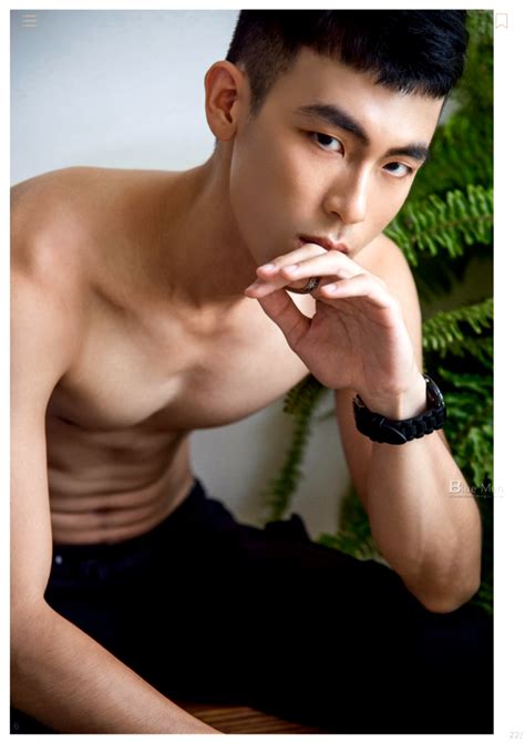 BLUEMEN 222 em đẹp trai body slim khoa cặc cong Non sex CallboyVN