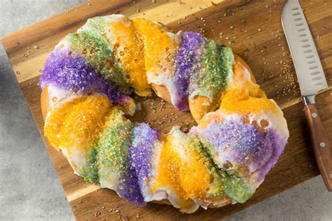 Get The Perfect King Cake For Mardi Gras From These Online Bakeries