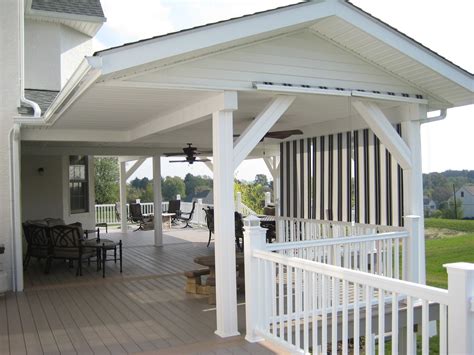 Hilltown Deck - Traditional - Deck - Philadelphia - by Smart Choice