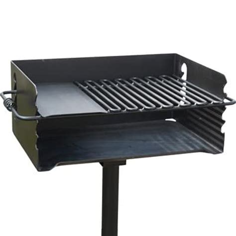 Buy Pilot Rock Cbp 247 Jumbo Park Style Heavy Duty Steel Outdoor Bbq Charcoal Grill With Cooking