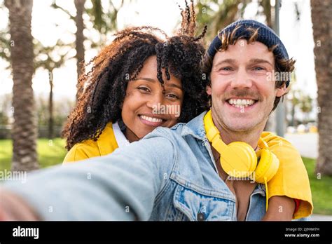 Enjoying Memories Hi Res Stock Photography And Images Alamy