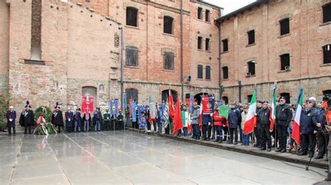 Trieste Commemora Il Anniversario Della Liberazione Alla Risiera Di