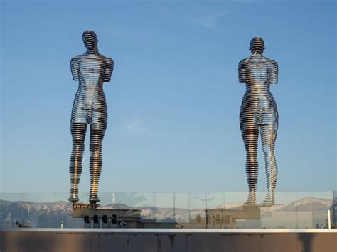 Premium Photo Monument To Ali And Nino In Batumi Metal Construction