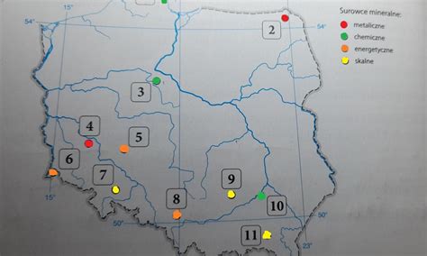 Wybierz dla każdej grupy surowców inny kolor i zamaluj nim sygnatury w