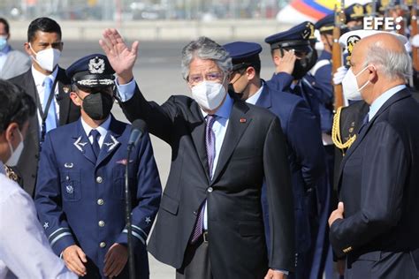 Lasso Aterriza En Chile Para La Toma De Posesión De Gabriel Boric