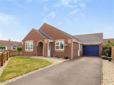 3 Bed Detached Bungalow For Sale In St Andrews Walk Woodhall Spa Ln10