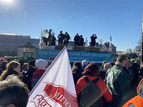 Christophe Barthès on Twitter Je me suis rendu ce matin aux Invalides