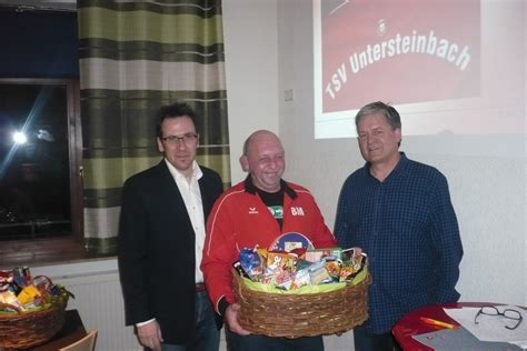 Schiedsrichter Bernd M Ller Von Wfv Und Tsv Geehrt Pfedelbach