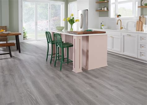 Grey Vinyl Plank Flooring Kitchen | Floor Roma