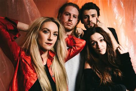 SCARLET. cкачать бесплатно в mp3 | слушать музыку онлайн на портале Musify
