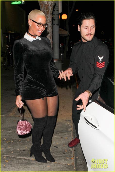 Amber Rose Val Chmerkovskiy Hold Hands On Date Night Photo 3825171