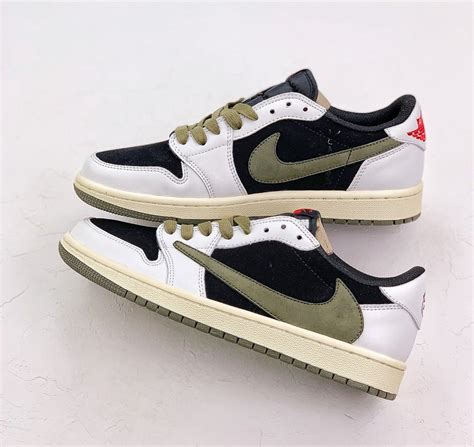 Кроссовки Nike Air Jordan 1 - купить с доставкой по выгодным ценам в ...