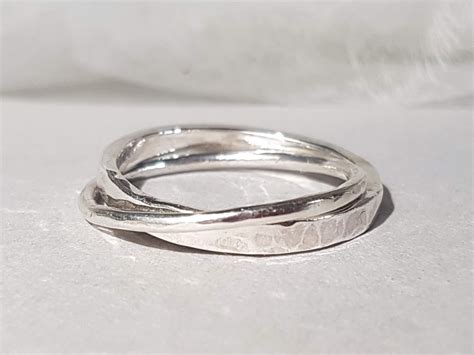 Plata de ley entrelazado doble anillo Etsy España