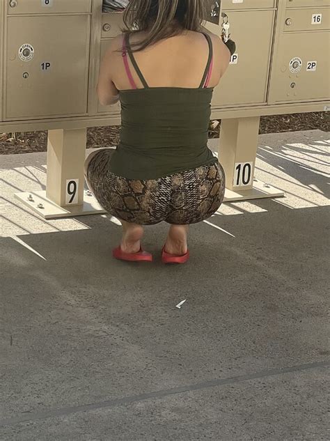 Thick And Sexy Latina Neighbor Oc Short Shorts Volleyball Forum