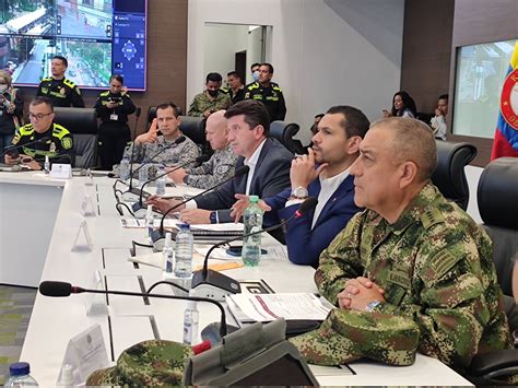 Fuerzas Militares De Colombia On Twitter Ahora Generalnavarro Cdte