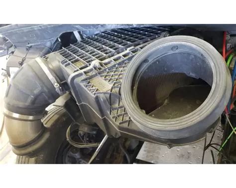Peterbilt 567 Air Cleaner In Spokane Wa 5365