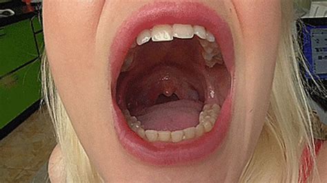 Big And Deep Throat Blonde AVI Milora Clips4sale
