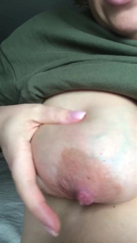 Exhibitionist Youtuber Squeezes Milk From Her Tit Porn F XHamster