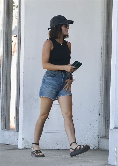 Lucy Hale Lucyhale Nude OnlyFans Leaks Fappening FappeningBook