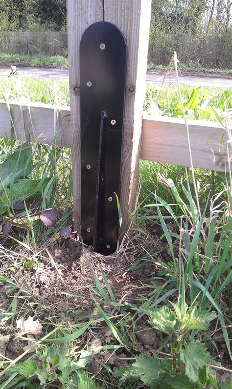 RSL Easy Fence Post Support Repair Spike Knock In Concrete In And