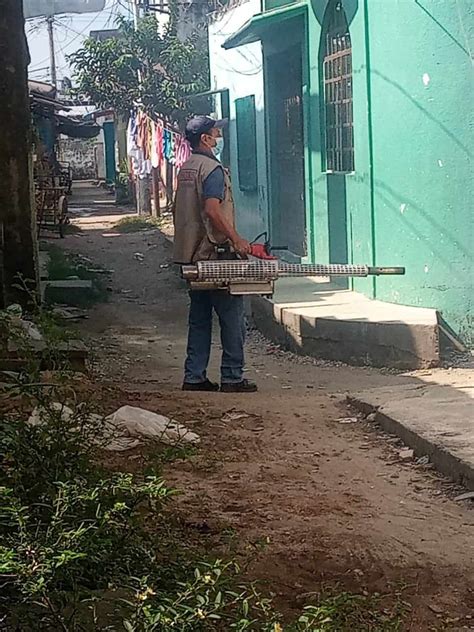 En Jonuta Fumigan En Colonias Para Prevenir El Zika Dengue Y Chikungunya