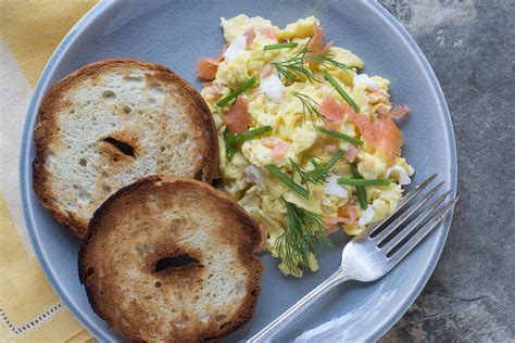 Scrambled Eggs with Smoked Salmon & Cream Cheese - Low FODMAP - FODMAP ...