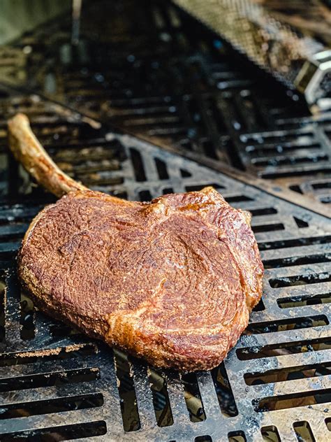 How To Reverse Sear Steak On A Gas Grill Grillseeker