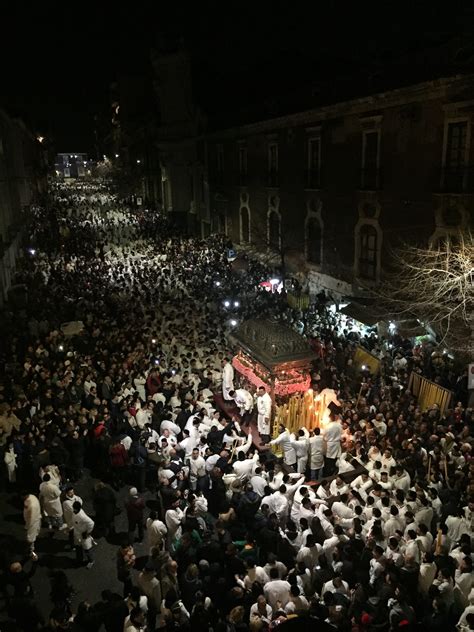 La Potenza Del Mito Della Festa Di Santagata A Catania La Voce Di