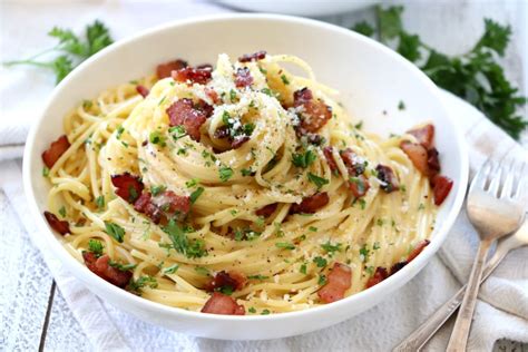 Pasta Carbonara Recipe Dash Of Savory Cook With Passion