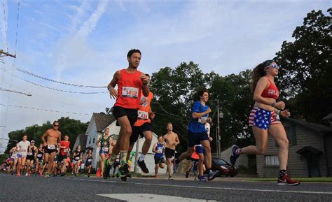 Firecracker Fast 5k The Arkansas Democrat Gazette Arkansas Best